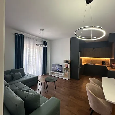 Apartment Enxhi's *